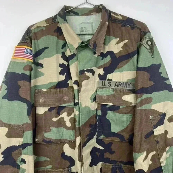 U.S. Army Woodland Camouflage Combat Jacket - Picture 2 of 6